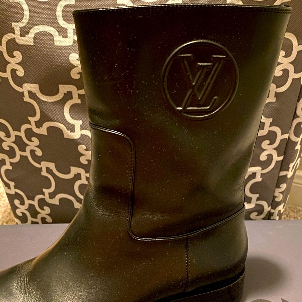 COMBAT BOOTS - image 1